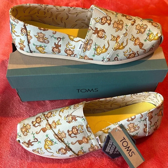 NWT** Tom’s Alpargata blue monkey business print. Size 9.5 women’s. New in box - Picture 1 of 6